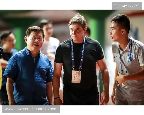 半决赛三局激战精彩纷呈 赛场对决紧张刺激