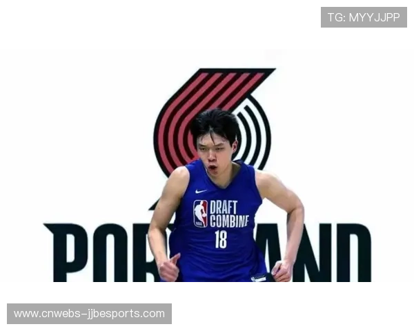 杨瀚森随开拓者出征鹈鹕,内线缺阵或获出场机会 杨瀚森随开拓者出征鹈鹕,内线缺阵或获出场机会