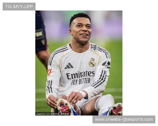 皇马2-0莱万特：姆巴佩复出点射破门，阿森西奥头球锁定胜局